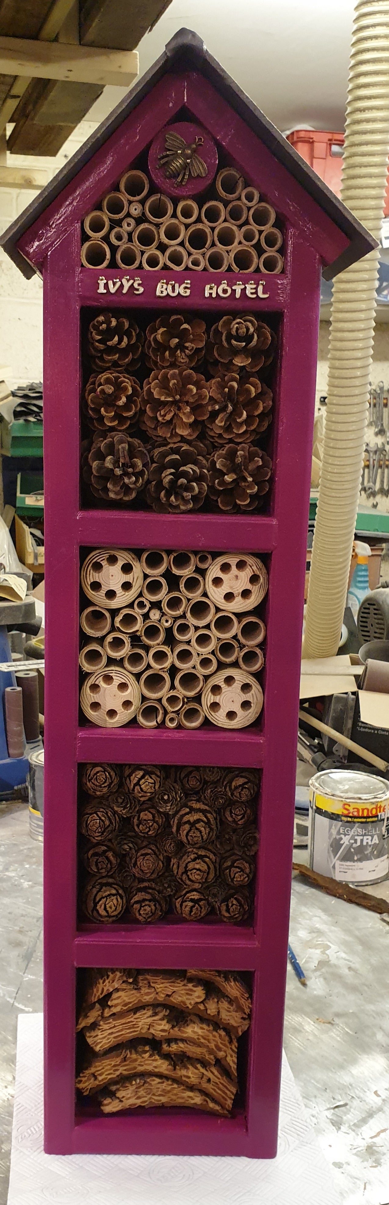 Bee Hotel