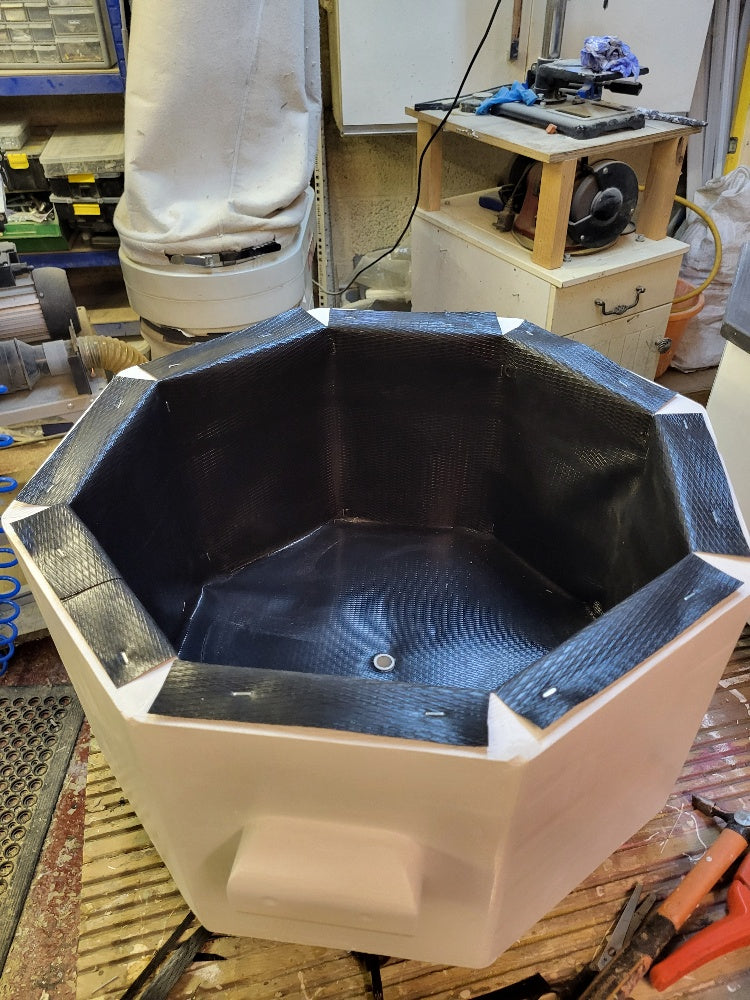 Planter (With wheels)