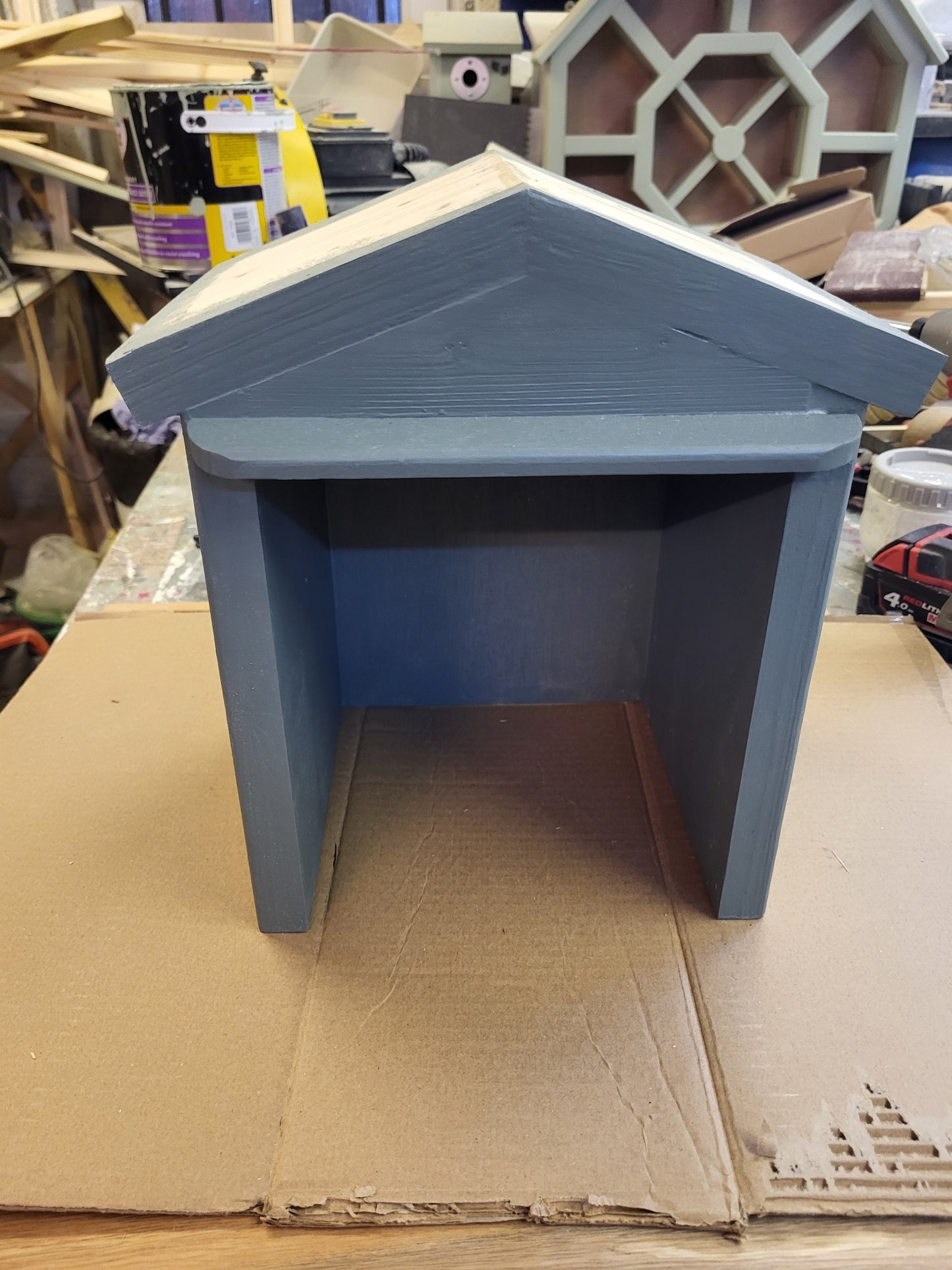 SOLITARY BEE HOUSES