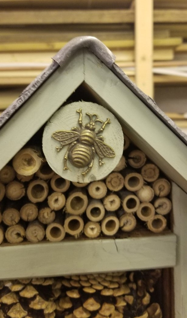 Bee Hotel