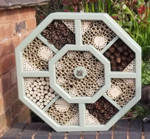 Bee Hotel